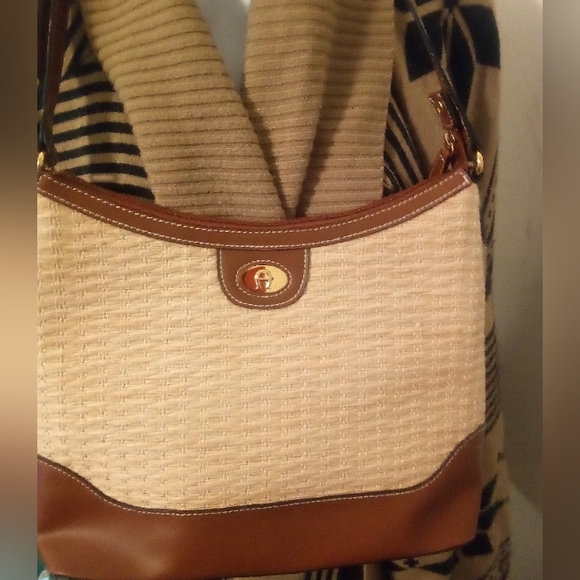 Etienne Aigner - Picture 11 of 12